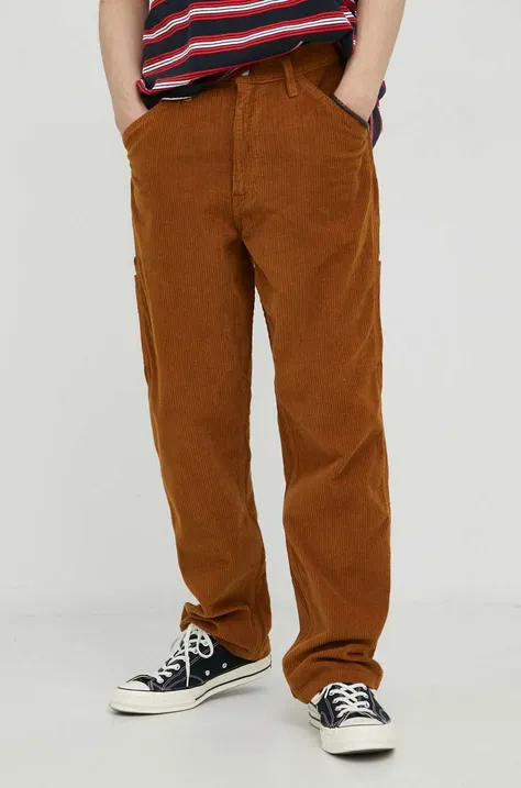 Manšestrové nohavice Levi's pánske, hnedá farba, strih cargo