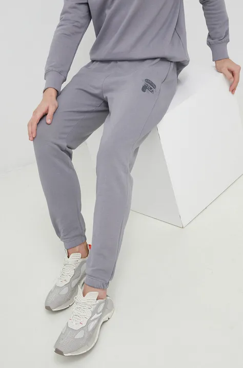 Хлопковые спортивные штаны Fila цвет серый однотонные
