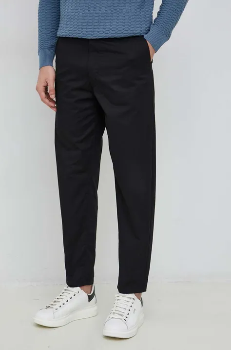 Bavlnené nohavice Armani Exchange pánske, čierna farba, strih chinos