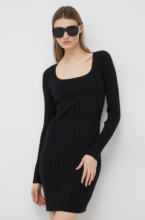 Calvin Klein Jeans rochie culoarea negru, mini, mulata