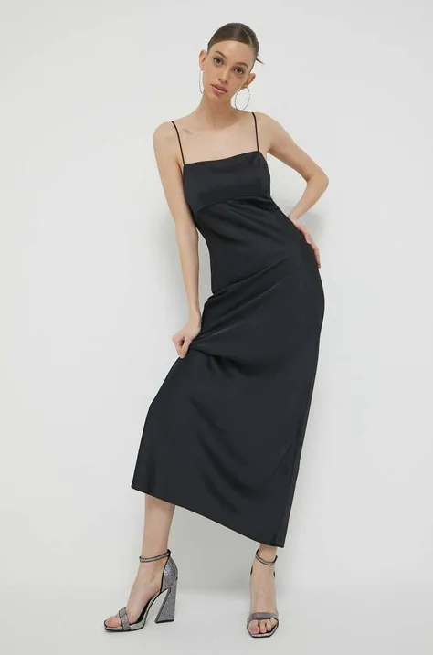 Abercrombie & Fitch sukienka kolor czarny maxi dopasowana