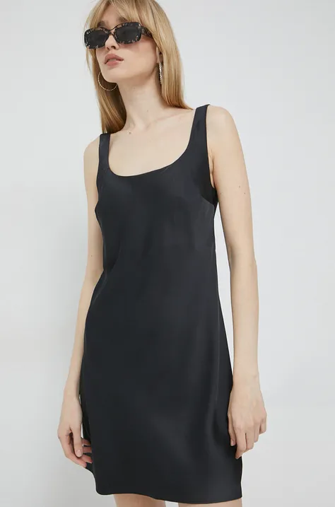 Abercrombie & Fitch sukienka kolor czarny mini prosta
