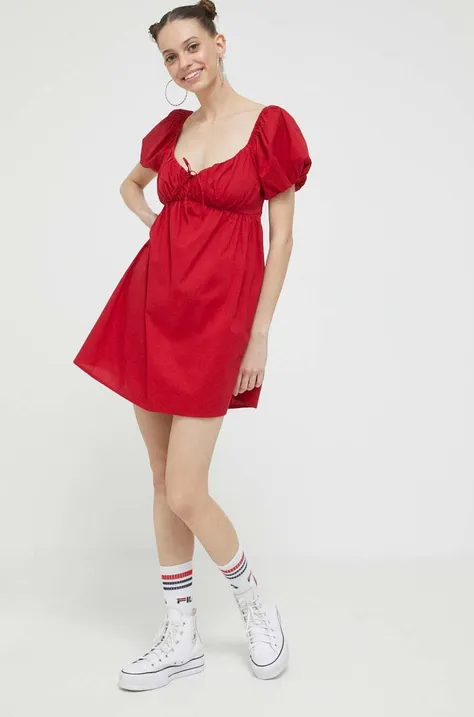 Obleka Hollister Co. rdeča barva