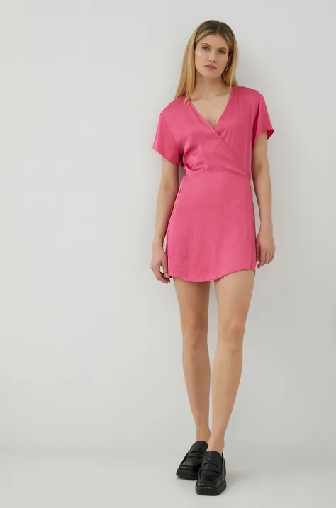 American Vintage sukienka kolor różowy mini rozkloszowana