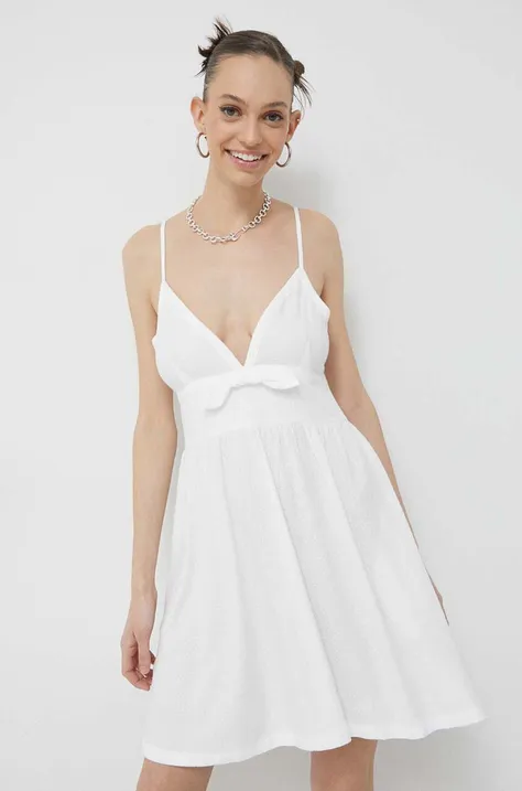 Haljina Roxy boja: bijela, mini, širi se prema dolje
