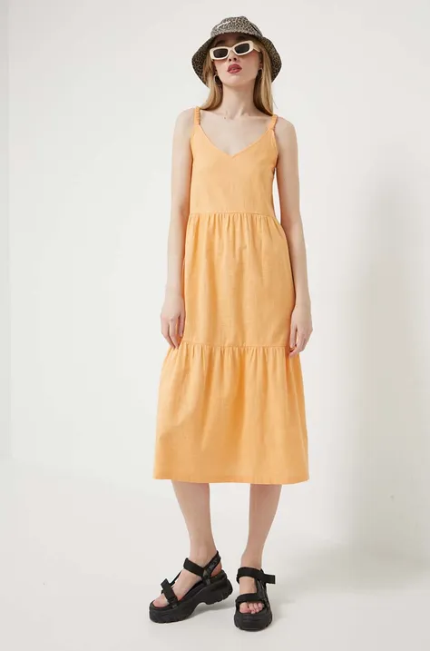 Roxy sukienka kolor pomarańczowy midi rozkloszowana