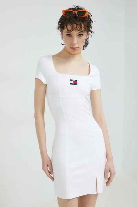 Tommy Jeans sukienka kolor biały mini prosta