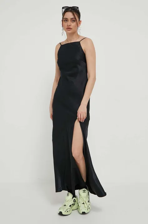 Abercrombie & Fitch sukienka kolor czarny maxi dopasowana