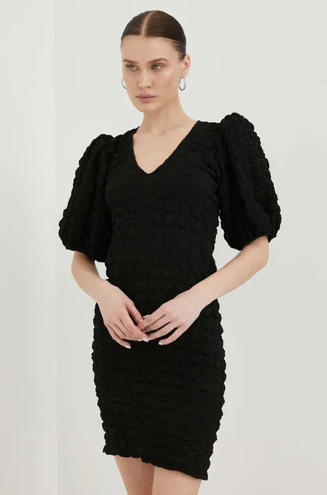 Сукня Gestuz колір чорний mini облягаюча