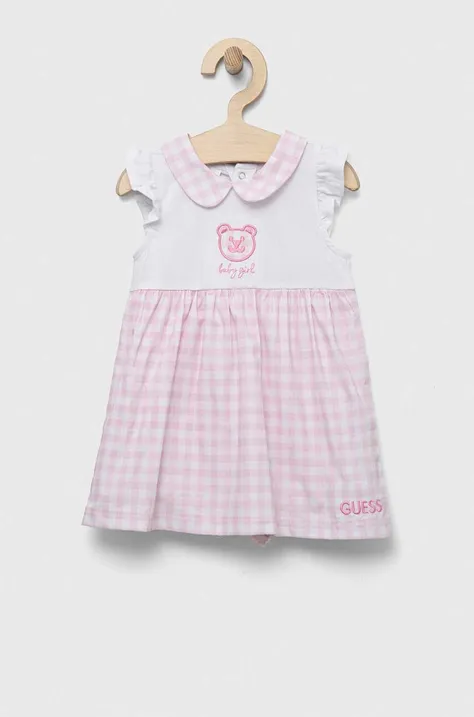 Бебешка рокля Guess в розово къс модел разкроен модел