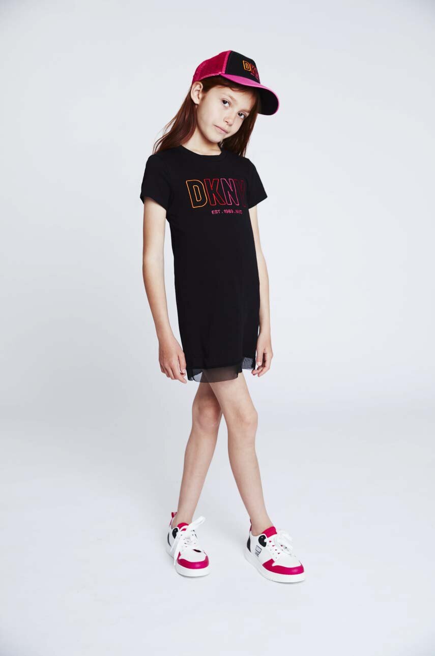 Dievčenské šaty Dkny čierna farba, mini, rovný strih | ANSWEAR.sk