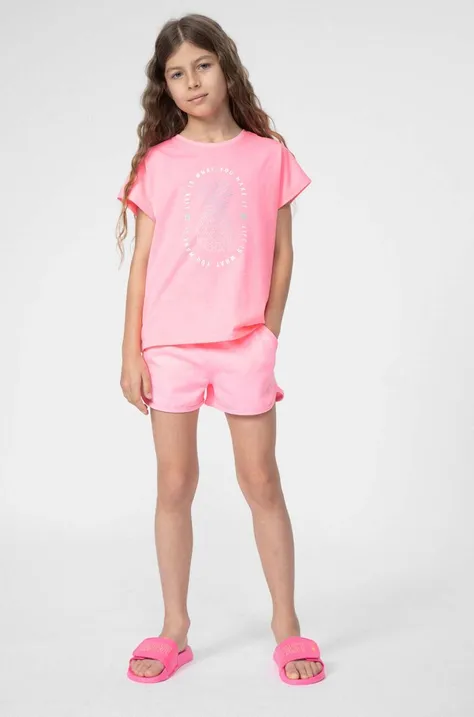 Детски памучен къс панталон 4F в розово с изчистен дизайн