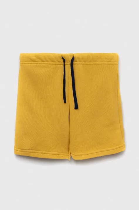 Памучен къс панталон United Colors of Benetton в жълто с изчистен дизайн с регулируема талия