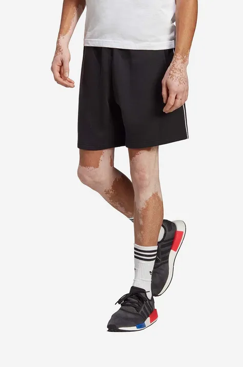 Kratke hlače adidas Originals Adicolor Seasonal Archive moške, črna barva