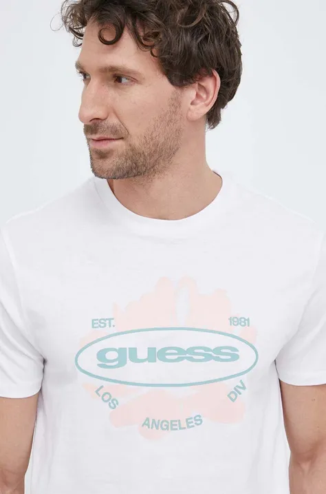Бавовняна футболка Guess колір білий з принтом