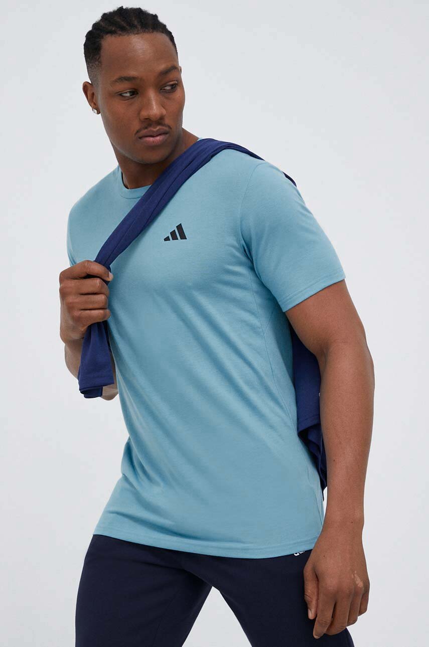 adidas Performance t-shirt treningowy Train Essentials Feelready kolor niebieski gładki