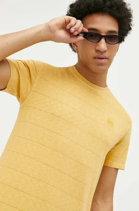 Superdry t-shirt bawełniany kolor żółty gładki