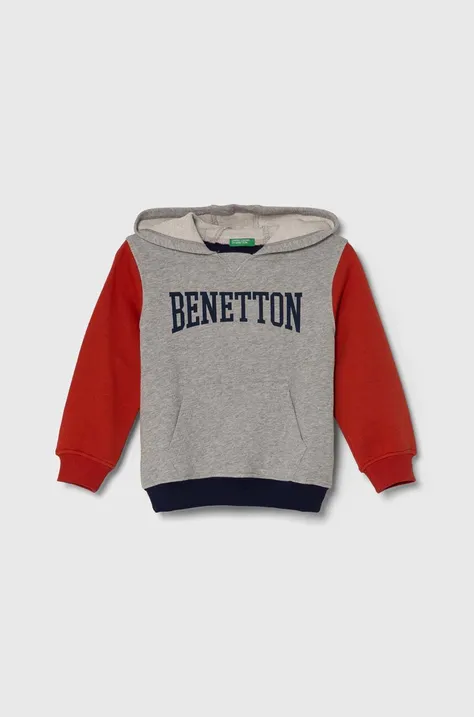 Otroški bombažen pulover United Colors of Benetton siva barva, s kapuco
