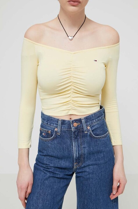 Majica Tommy Jeans rumena barva