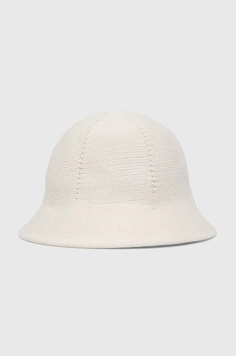 Детска капела United Colors of Benetton в бежово