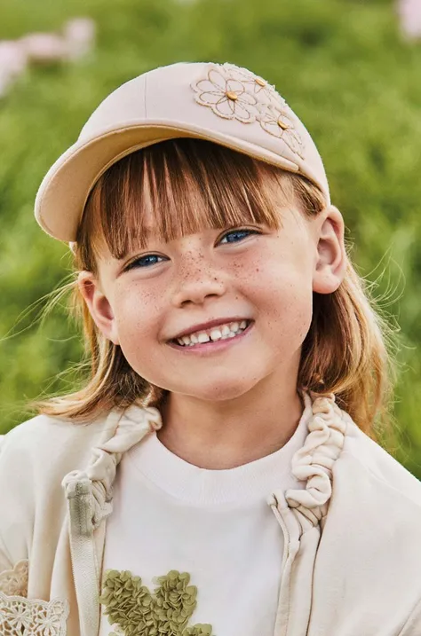 Дитяча бавовняна кепка Mayoral колір бежевий з аплікацією