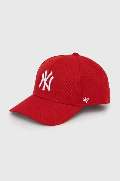 Dječja kapa sa šiltom 47brand MLB New York Yankees boja: crvena, s aplikacijom, BMVP17WBV