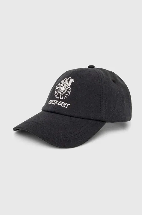 Памучна шапка с козирка Samsoe SAFOSSIL в черно с апликация M24100002