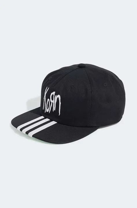 Памучна шапка с козирка adidas Originals Korn Cap в черно JF3139