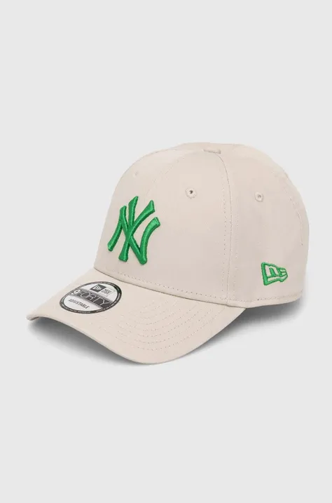 Хлопковая кепка New Era 9FORTY NEW YORK YANKEES цвет бежевый с аппликацией 60503376