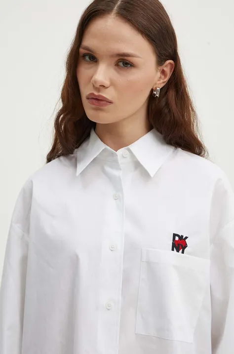 Памучна риза Dkny HEART OF NY дамска в бяло със свободна кройка с класическа яка D2B4A103