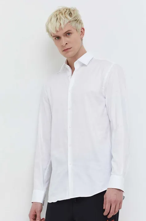 Памучна риза HUGO мъжка в бяло с кройка по тялото класическа яка 50508268