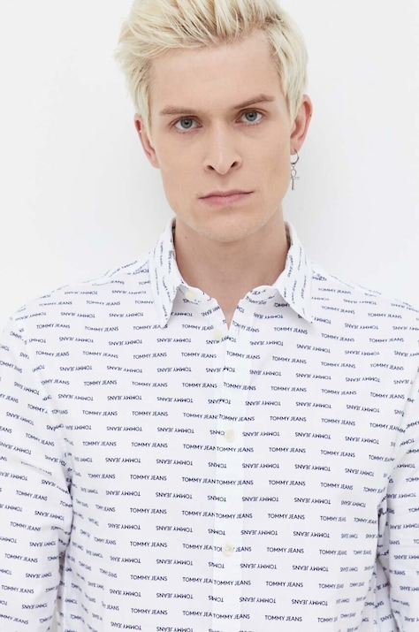 Bavlnená košeľa Tommy Jeans pánska, biela farba, regular, s klasickým golierom, DM0DM18337