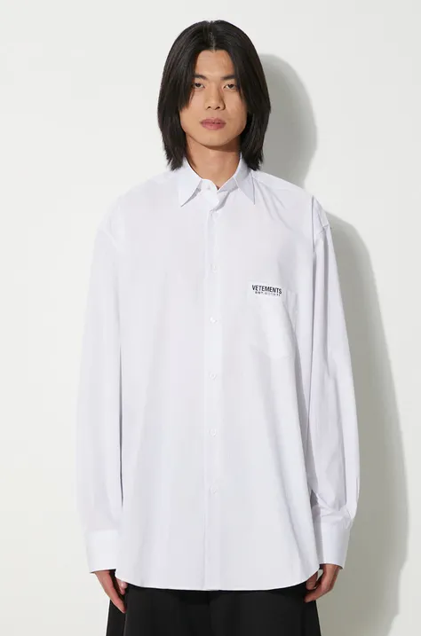 VETEMENTS camasa din bumbac Established Logo Shirt barbati, culoarea alb, cu guler clasic, relaxed, UE64SH220W