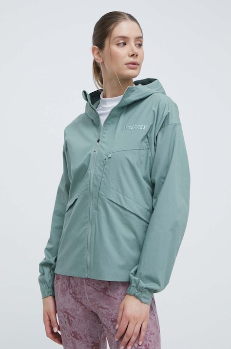 Ветровка adidas TERREX Xploric в зелено IN4629