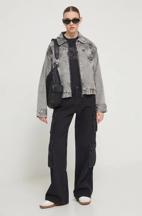 Traper jakna Desigual TAE za žene, boja: siva, prijelazno razdoblje, oversize, 24SWED38