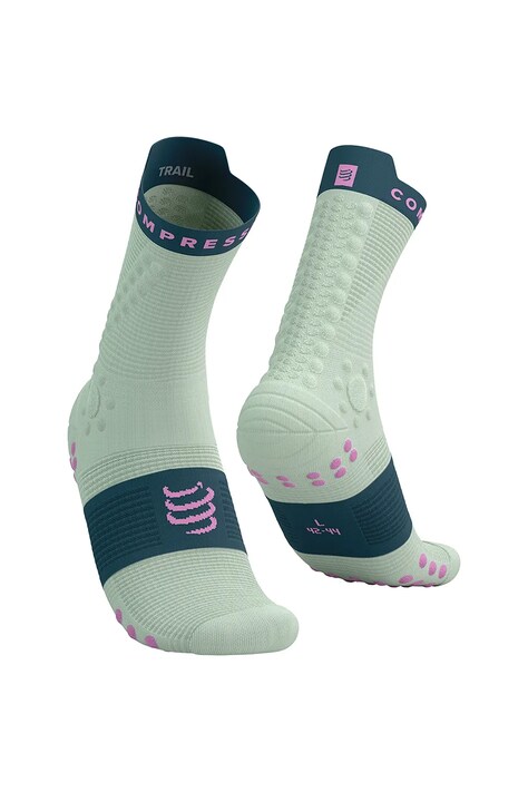 Κάλτσες Compressport Pro Racing Socks v4.0 Trail χρώμα: μοβ, XU00048B