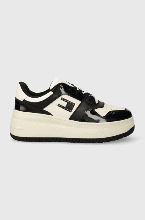 Αθλητικά Tommy Jeans TJW RETRO BASKET FLATFORM PATENT χρώμα: μαύρο, EN0EN02523