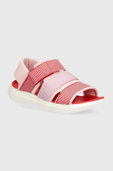Otroški sandali Reima Kesakko roza barva