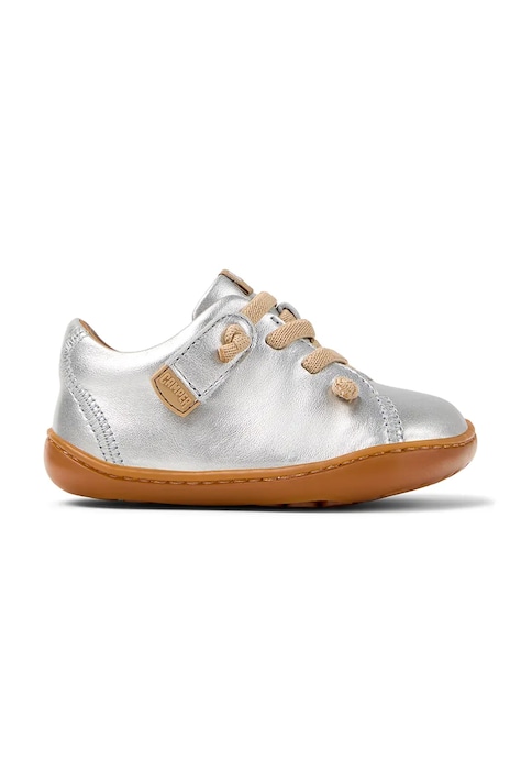 Детски половинки обувки от кожа Camper в сребристо