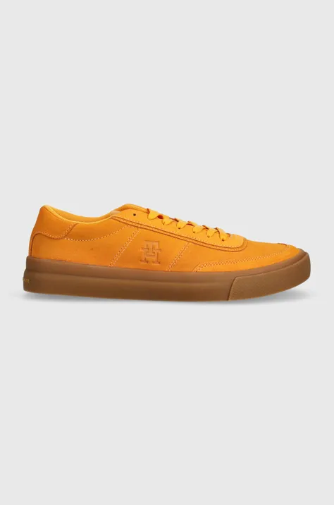 Замшеві кросівки Tommy Hilfiger TH CUPSET SUEDE колір помаранчевий FM0FM04977