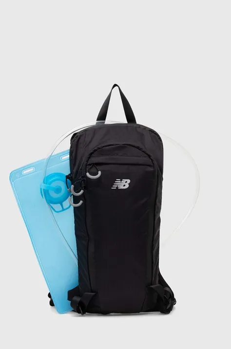 New Balance víztartályos hátizsák fekete, kis, sima, LAB23115BK