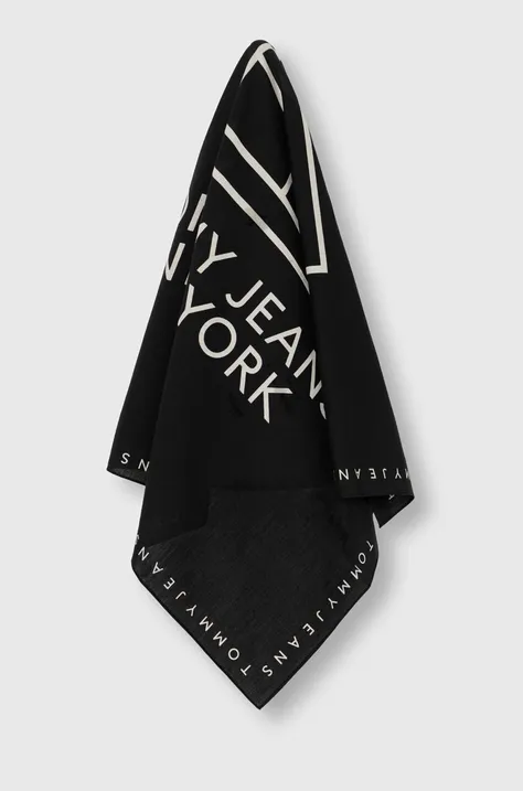 Тънък памучен шал Tommy Jeans в черно с десен AW0AW16140