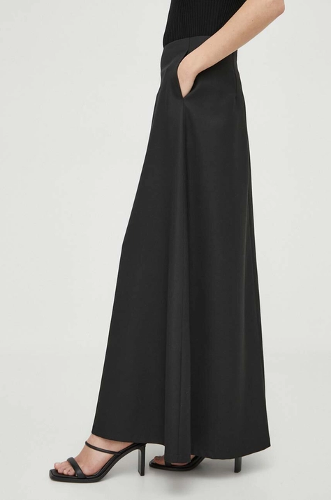 By Malene Birger fusta culoarea negru, maxi, evazati