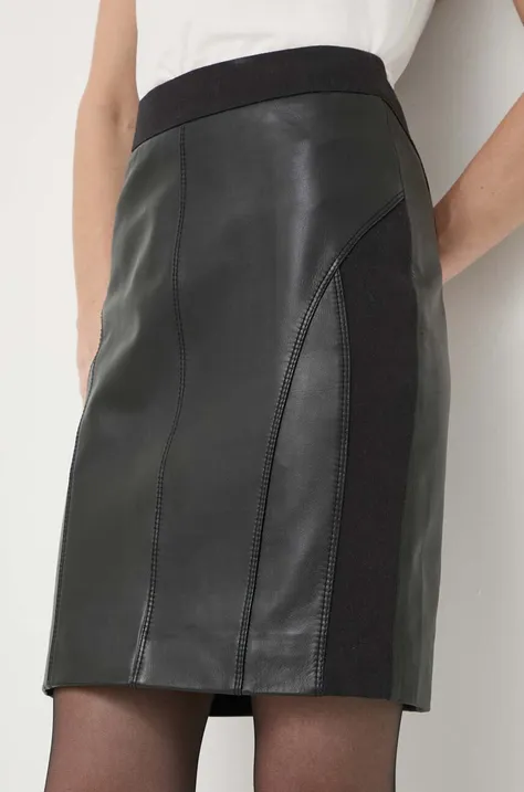 Kožená sukňa Pinko čierna farba, mini, puzdrová