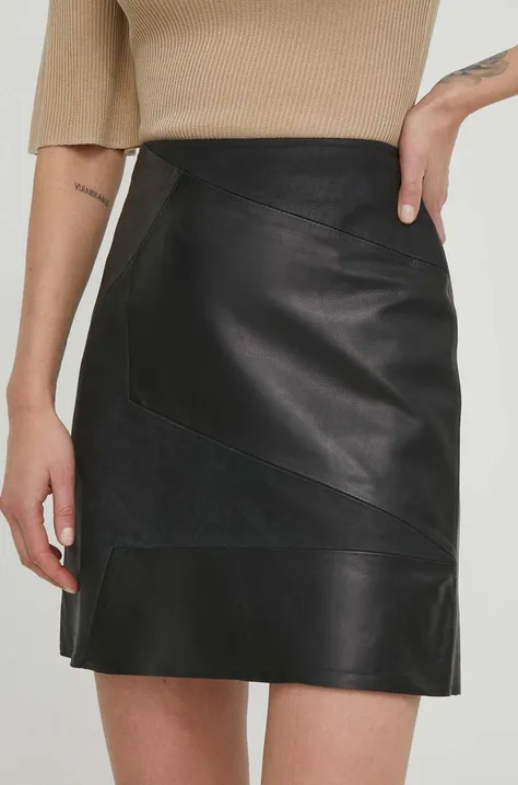 Kožená sukně Bruuns Bazaar černá barva, mini, pouzdrová