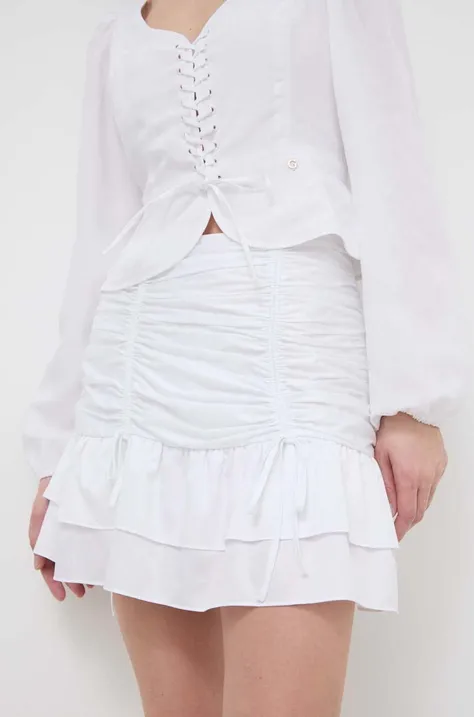 Suknja Guess ZOE boja: bijela, mini, širi se prema dolje, W4GD86 WAF10