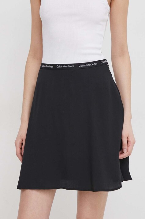Calvin Klein Jeans fustă culoarea negru, mini, evazați J20J223143