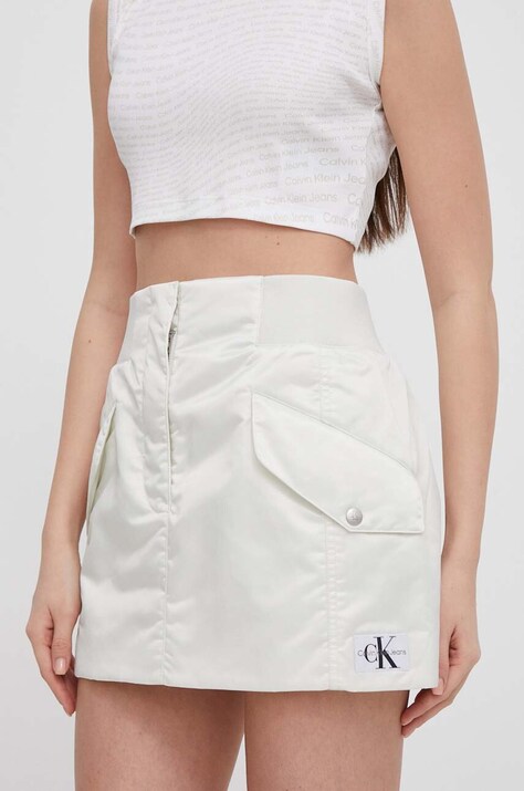 Calvin Klein Jeans fustă culoarea alb, mini, creion J20J223317