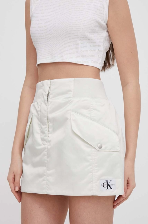 Sukňa Calvin Klein Jeans biela farba, mini, puzdrová