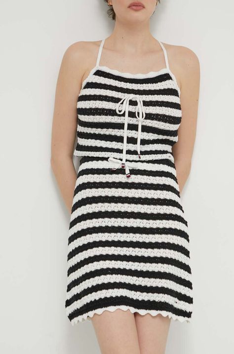 Βαμβακερή φούστα Tommy Jeans χρώμα: μαύρο, DW0DW17961